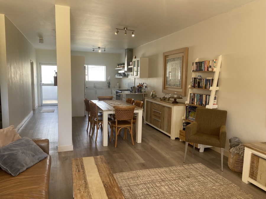 To Let 2 Bedroom Property for Rent in Van Riebeeckstrand Western Cape